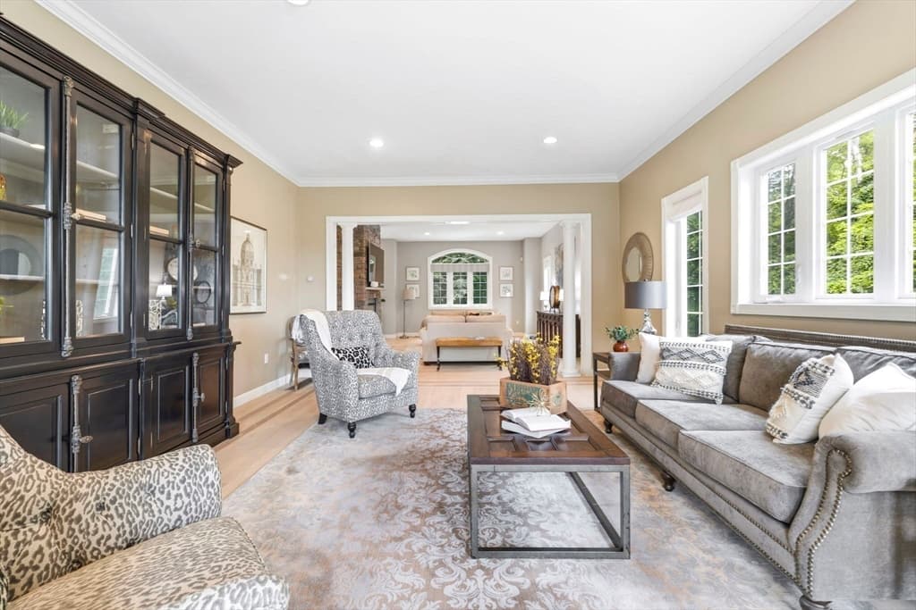 Single Family Residence at 2 Bridle Path, Lynnfield MA 01940, Lynnfield, photo 11 of 41