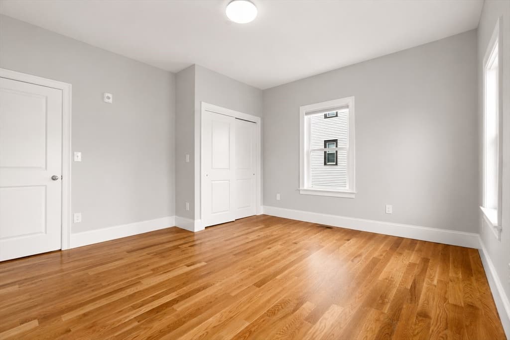 Condominium at 1000 River # 2, Boston MA 02136, photo 11 of 22