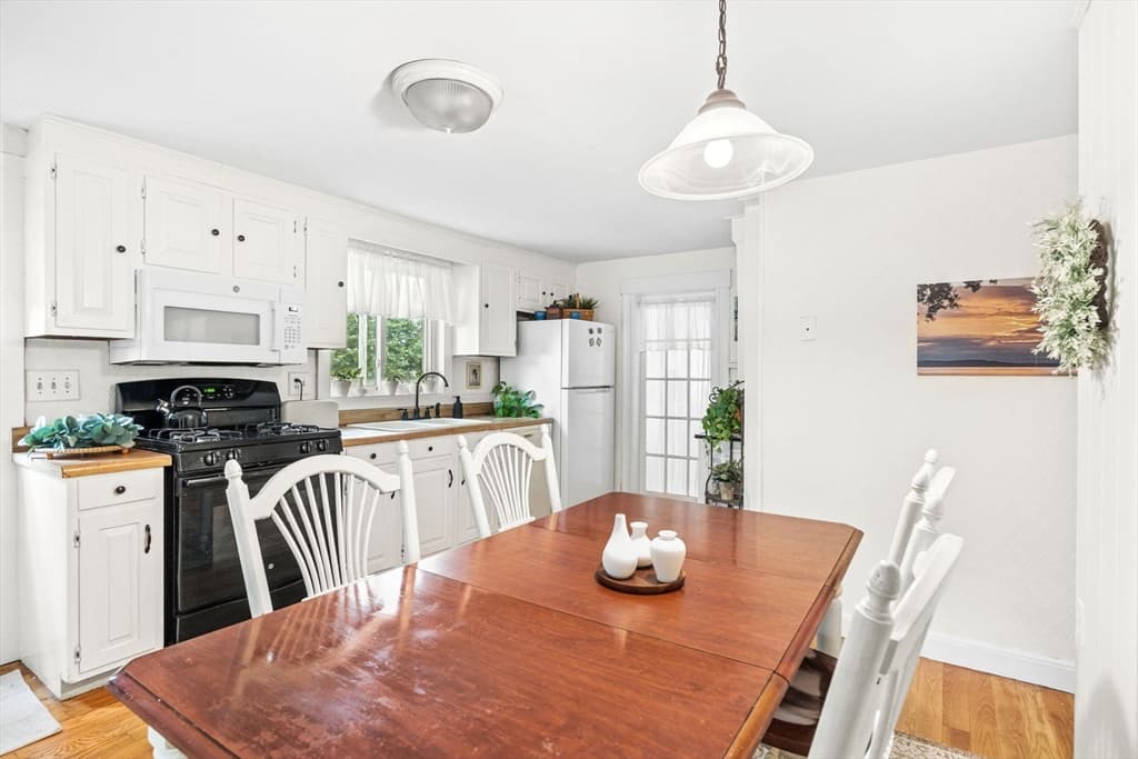 187 Low St # 1, Newburyport MA 01950 photo 8