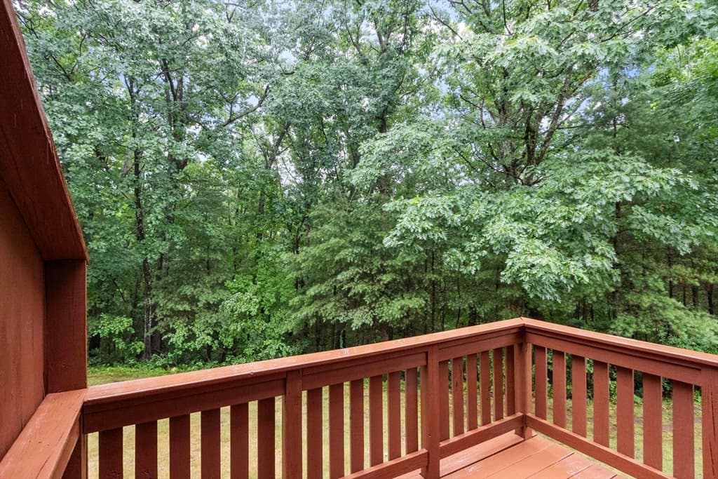 Condominium at 119 Cortland Cir # 119, Leominster MA 01453, Leominster, photo 6 of 33