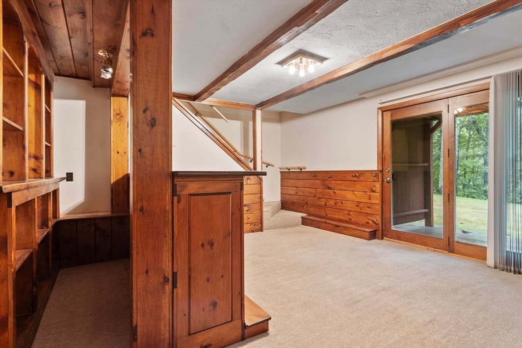 Condominium at 119 Cortland Cir # 119, Leominster MA 01453, Leominster, photo 26 of 33