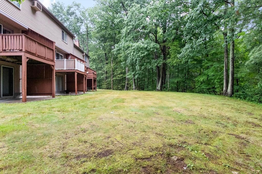 Condominium at 119 Cortland Cir # 119, Leominster MA 01453, Leominster, photo 32 of 33