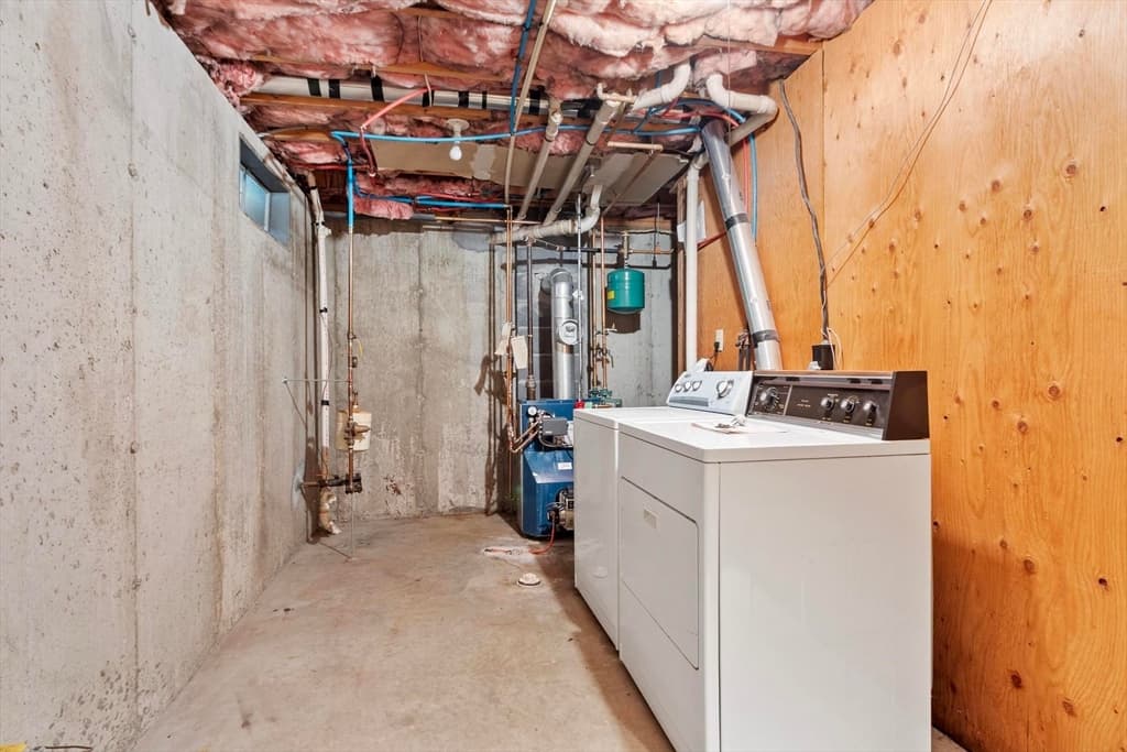 Condominium at 119 Cortland Cir # 119, Leominster MA 01453, Leominster, photo 28 of 33
