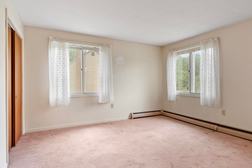 Condominium at 119 Cortland Cir # 119, Leominster MA 01453, Leominster, photo 18 of 33