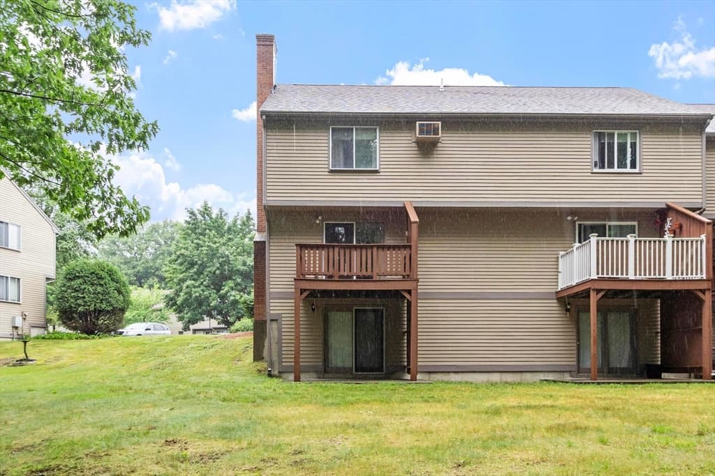 Condominium at 119 Cortland Cir # 119, Leominster MA 01453, Leominster, photo 4 of 33