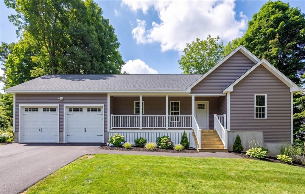 20 Highland Ave, West Boylston MA 01583