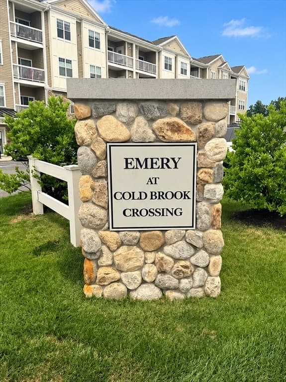 401 Emery Ln # 106, Sudbury MA 01776 photo 30
