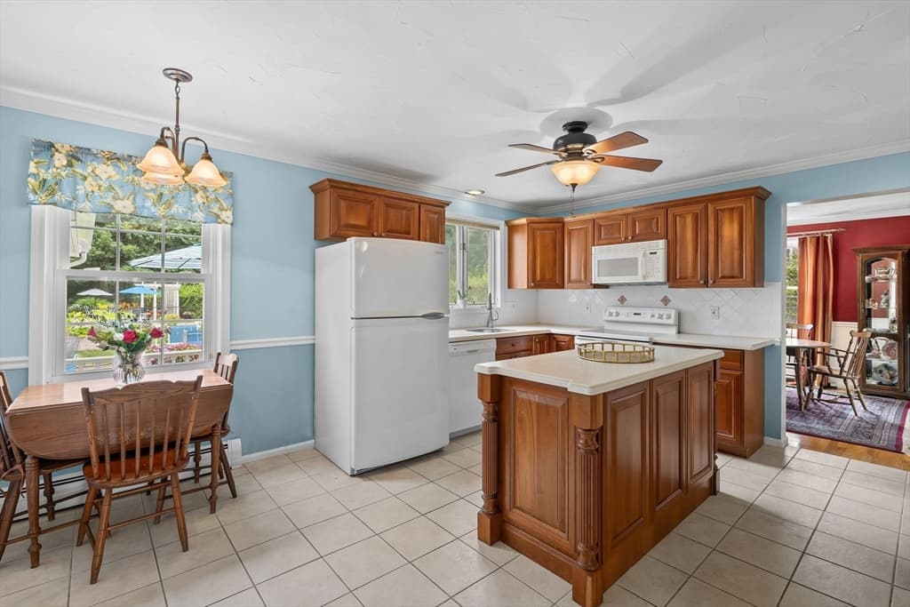 799 Hanover St, Hanover MA 02339 photo 9