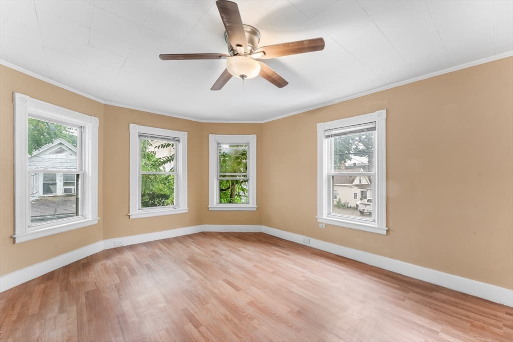 2 Hacker Ct, Worcester MA 01603 photo 12