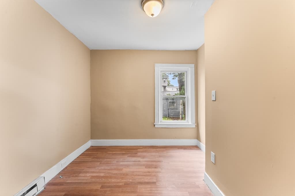 2 Hacker Ct, Worcester MA 01603 photo 8