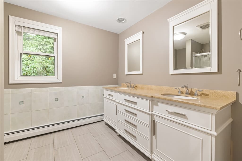 22 Bracebridge Road, Newton MA 02459 photo 21