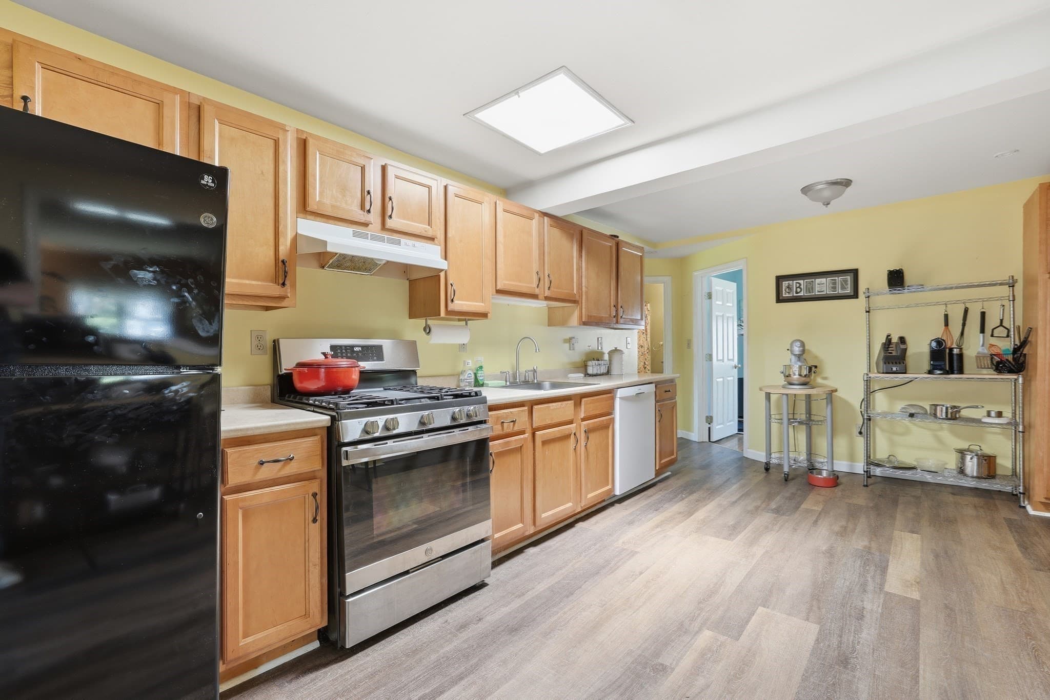 Single Family Residence at 90 Loring Ave, Whitman MA 02382, Whitman, photo 7 of 27