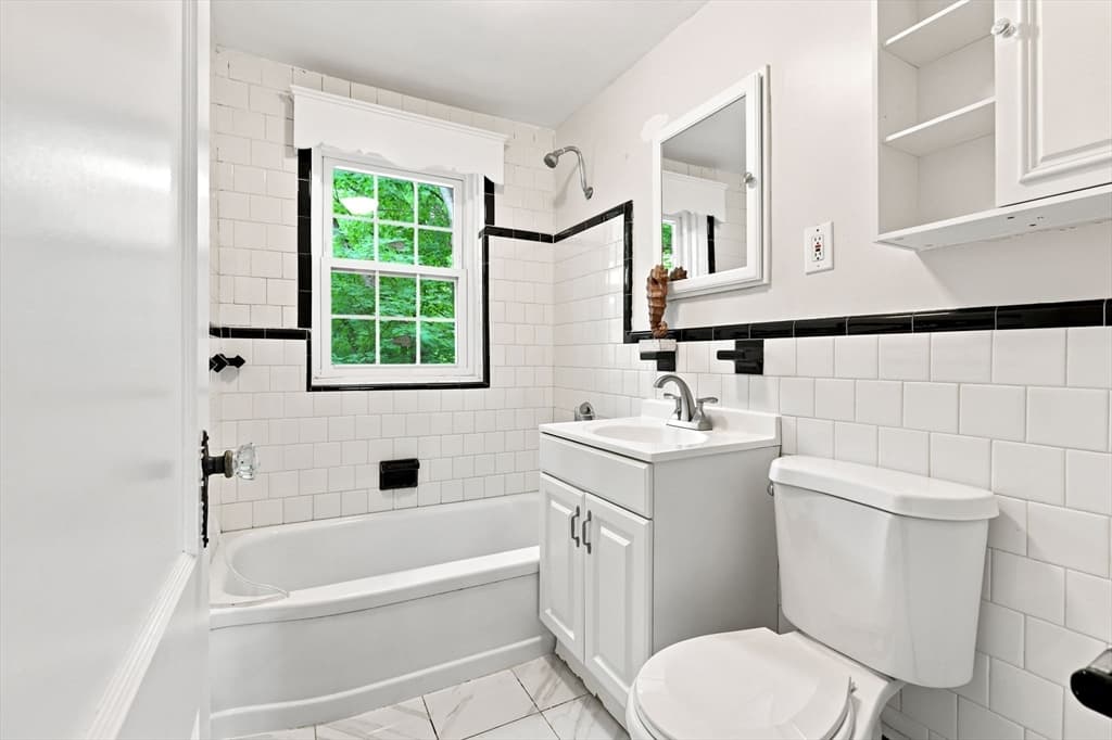 112 Maple St # 4, Malden MA 02148 photo 22