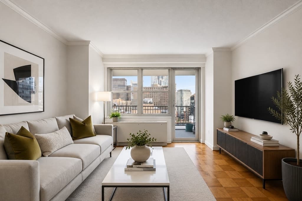 151 Tremont St # 16U, Boston MA 02111