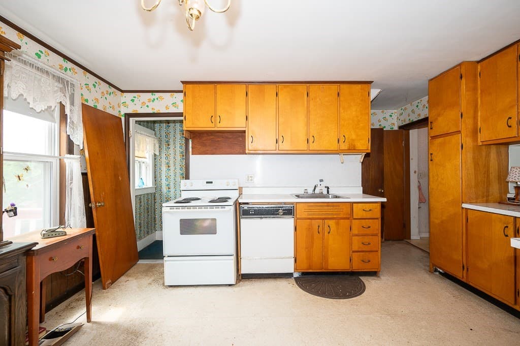 2 Family - 2 Units Side by Side at 22 Comins Rd, Oxford MA 01537, Oxford, photo 3 of 42
