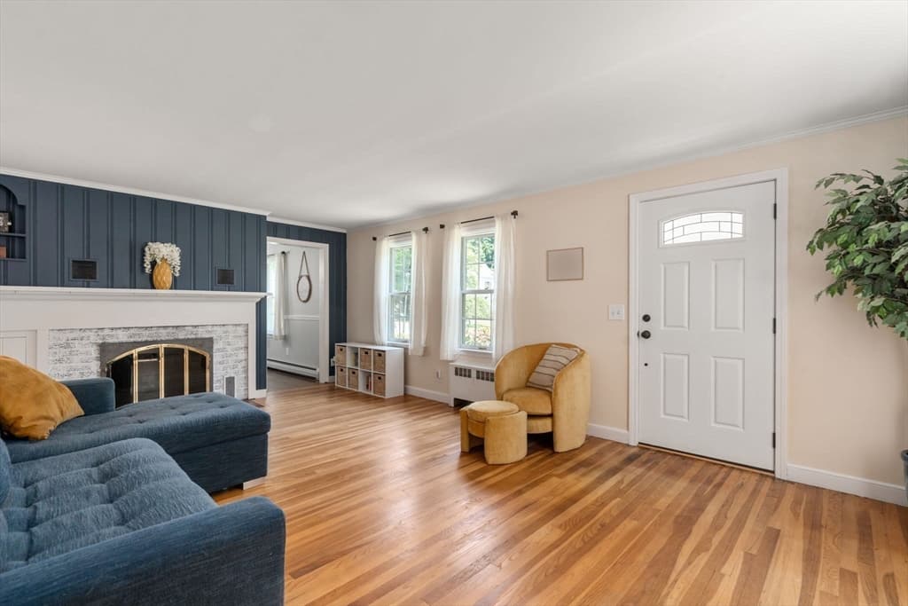 51 Laurelwood Rd, Holden MA 01520 photo 4
