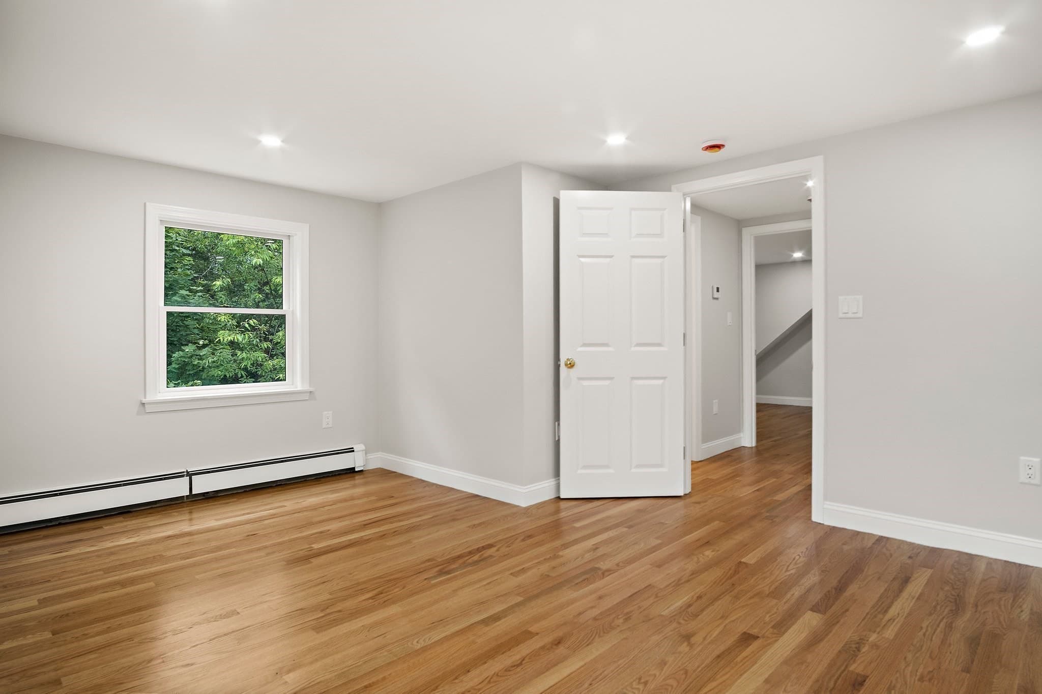 Single Family Residence at 25 Indian Hill Road, Woburn MA 01801, Woburn, photo 20 of 38