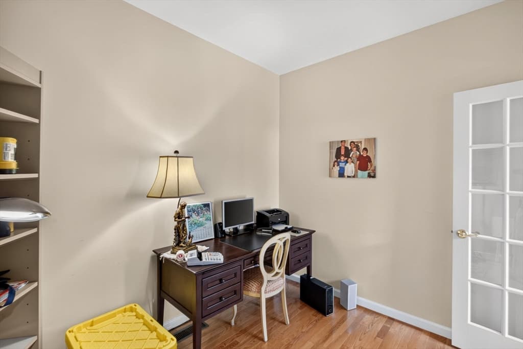 Single Family Residence at 28 Cross Wind, Plymouth MA 02360, Plymouth, photo 15 of 36