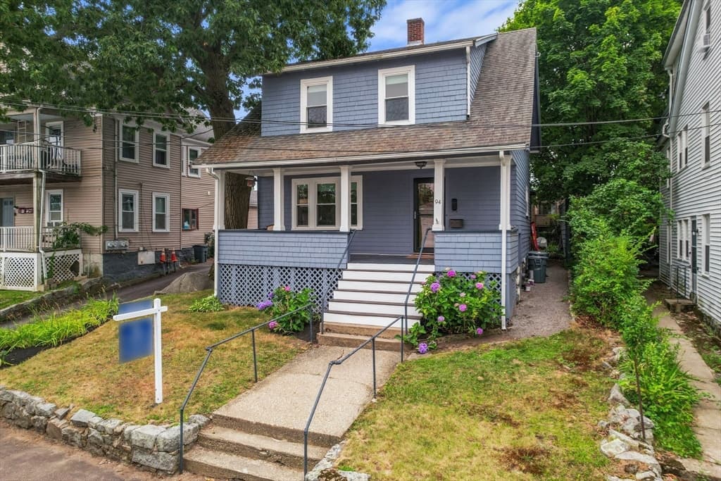 94 Town Hill St, Quincy MA 02169 photo 4
