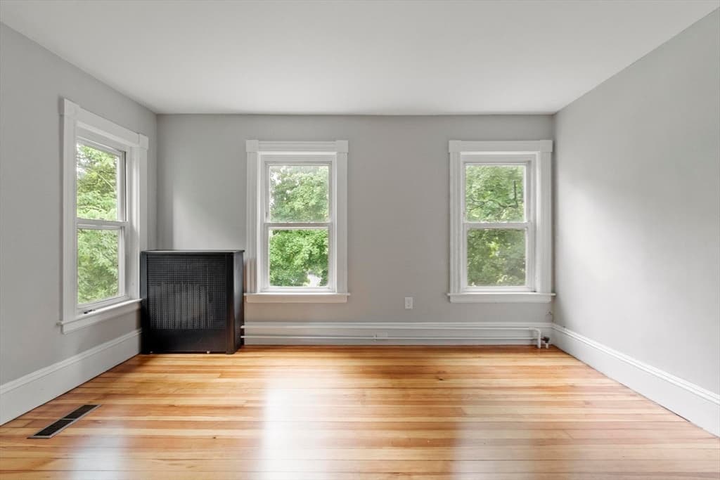 1347 Main Street, Leominster MA 01453 photo 32