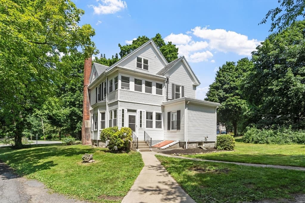 1347 Main Street, Leominster MA 01453 photo 5