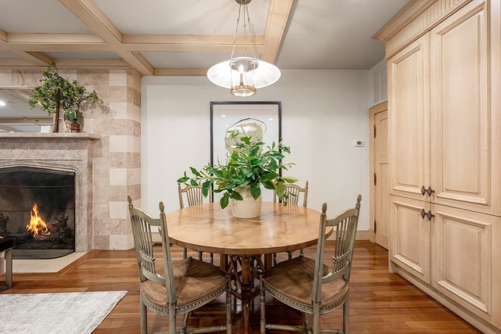 23-25 Beaver Place, Boston MA 02108 photo 18