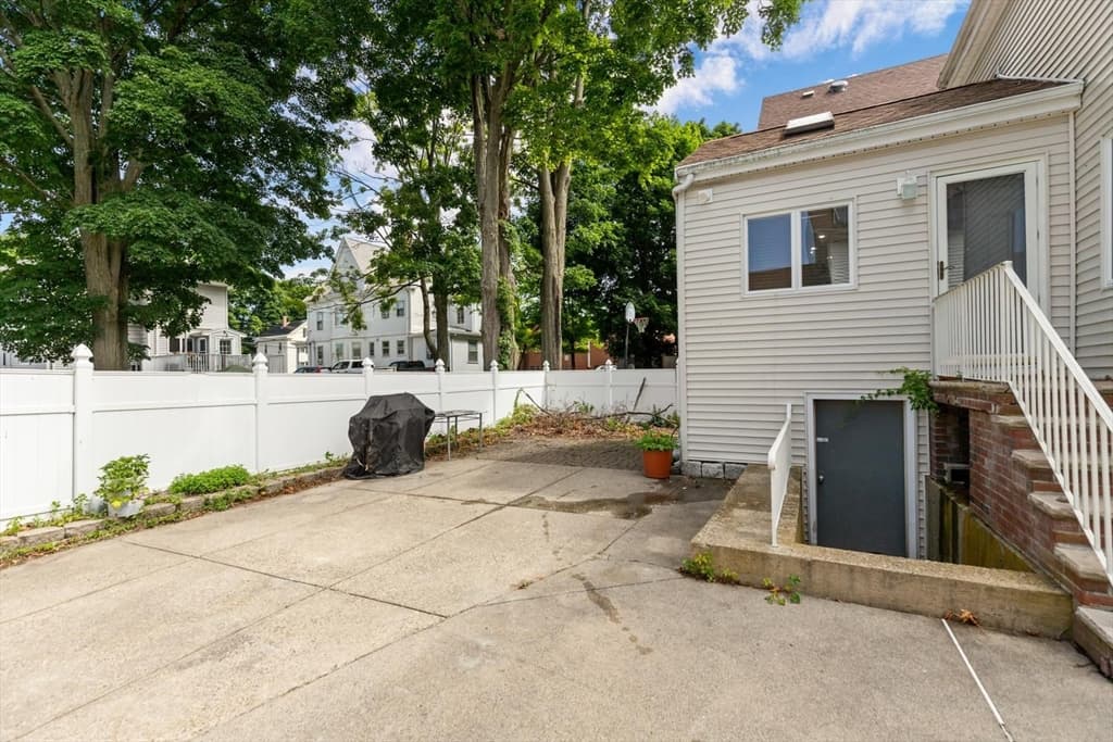 11 Jackson St, Saugus MA 01906 photo 27