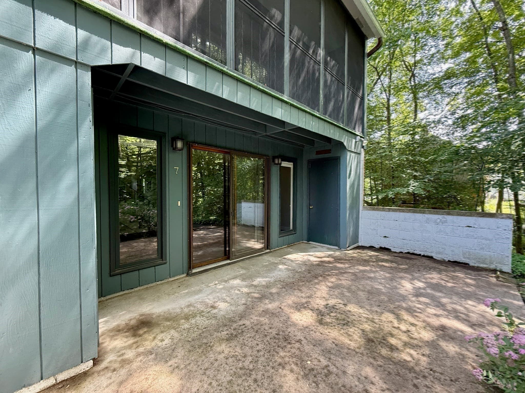 Condominium at 162 Prospect Ave # 7, Northampton MA 01060, Northampton, photo 18 of 22