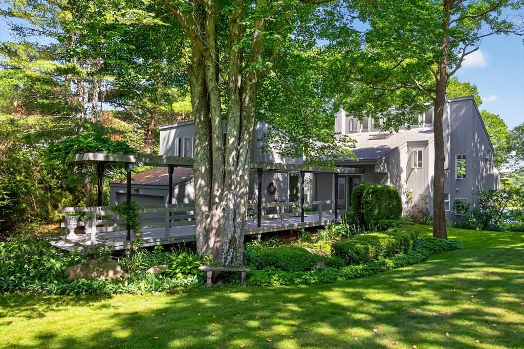 14 Ellen Rd, Bourne MA 02559 photo 2