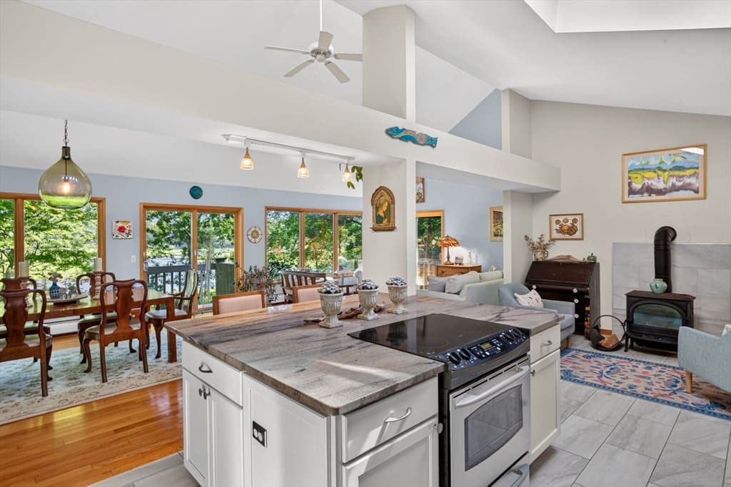 14 Ellen Rd, Bourne MA 02559 photo 11