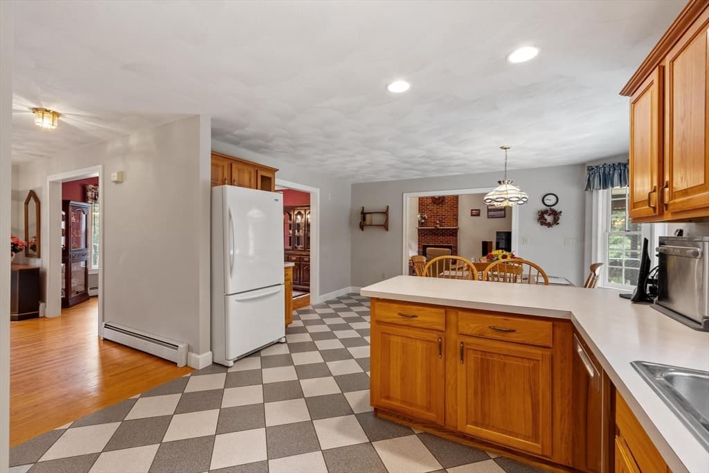 34 Arrowwood St, Methuen MA 01844 photo 5