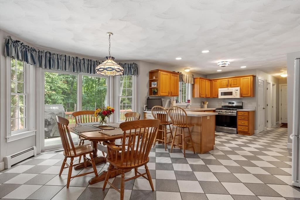 34 Arrowwood St, Methuen MA 01844 photo 4