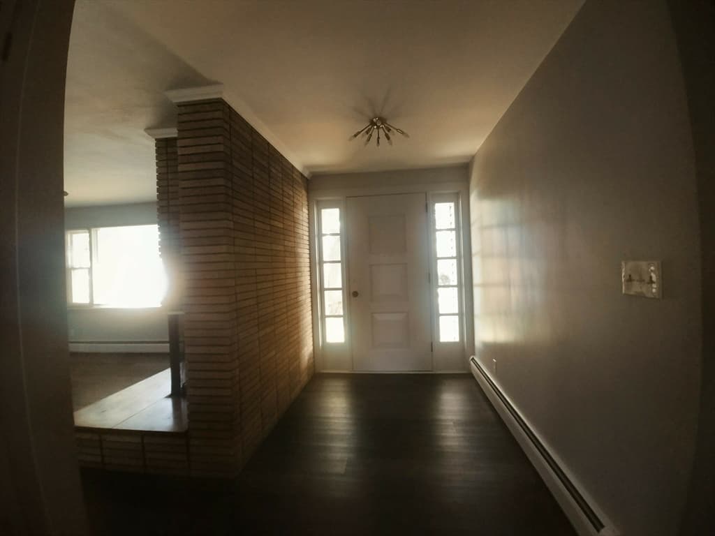 68 Dayton St, Springfield MA 01118 photo 6