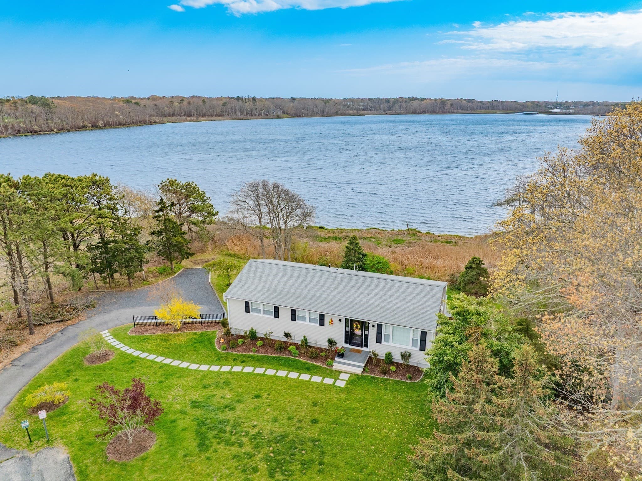 Single Family Residence at 75 Meadowbrook Rd, Yarmouth MA 02673, Yarmouth, photo 2 of 26