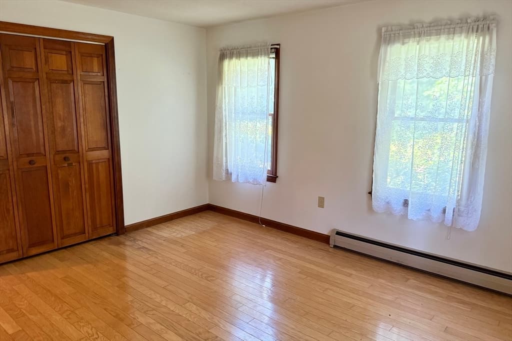 729 Old Barnstable Rd, Falmouth MA 02536 photo 6
