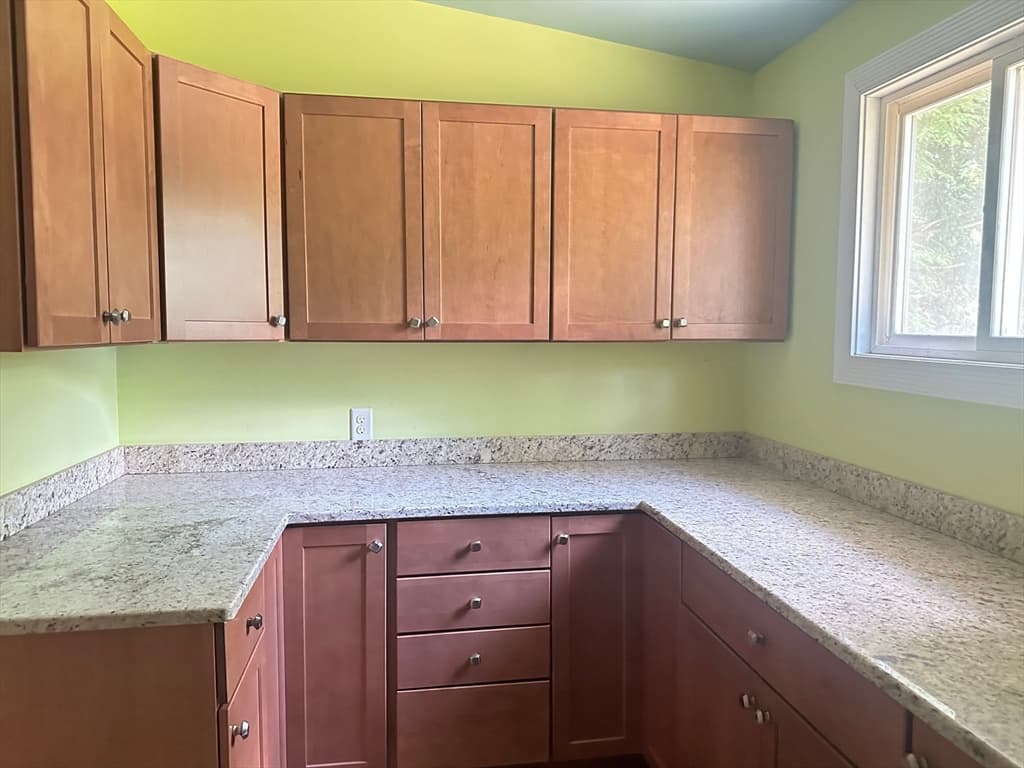 36 Crescent Dr, Ludlow MA 01056 photo 28
