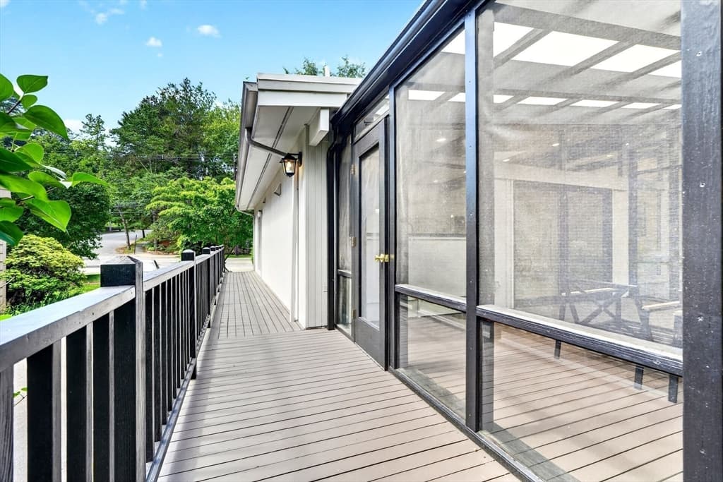 365 Newton St, Brookline MA 02467 photo 13