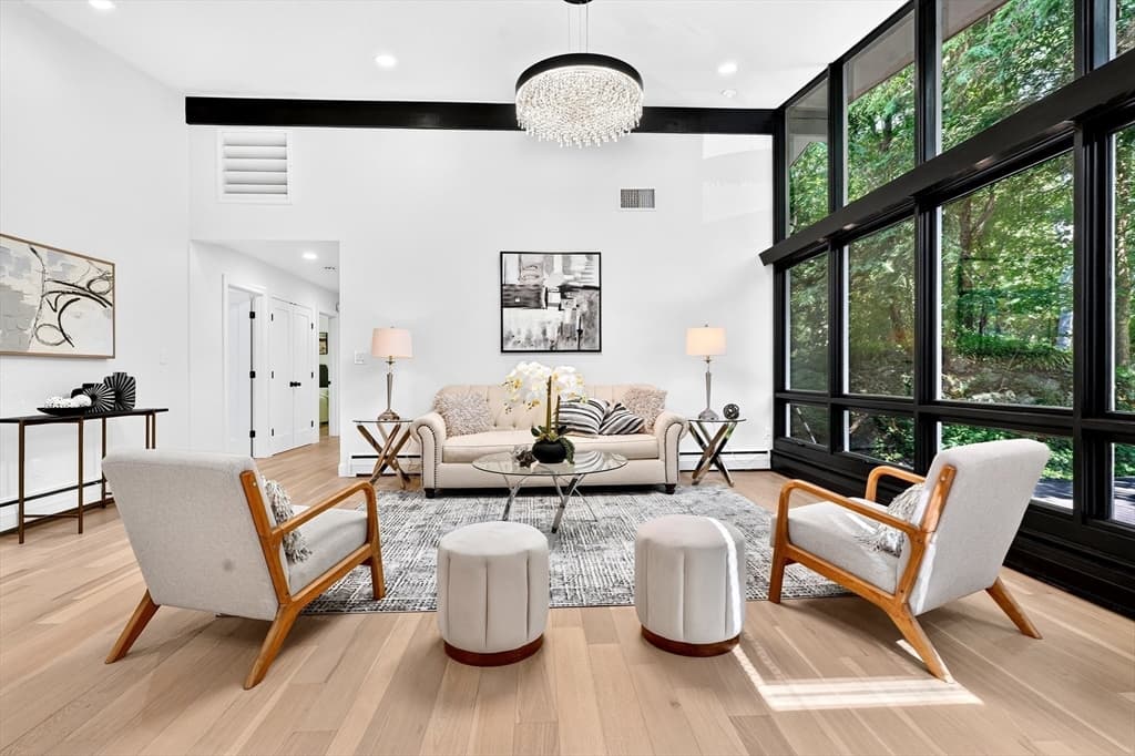 365 Newton St, Brookline MA 02467 photo 5