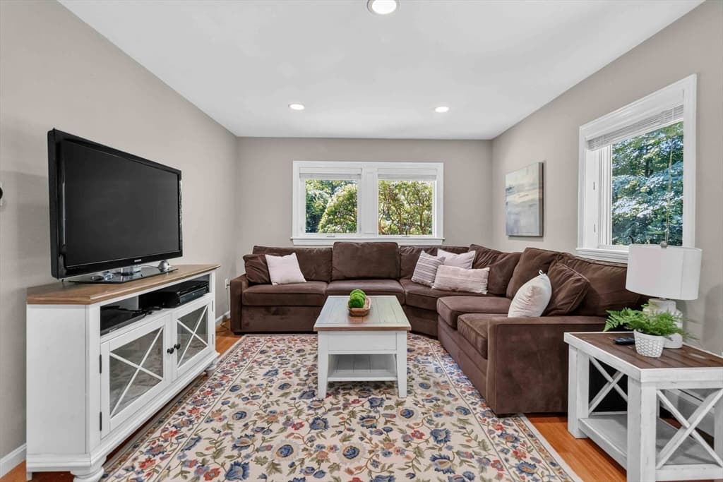7 Mccarthy Cir, Framingham MA 01701 photo 15