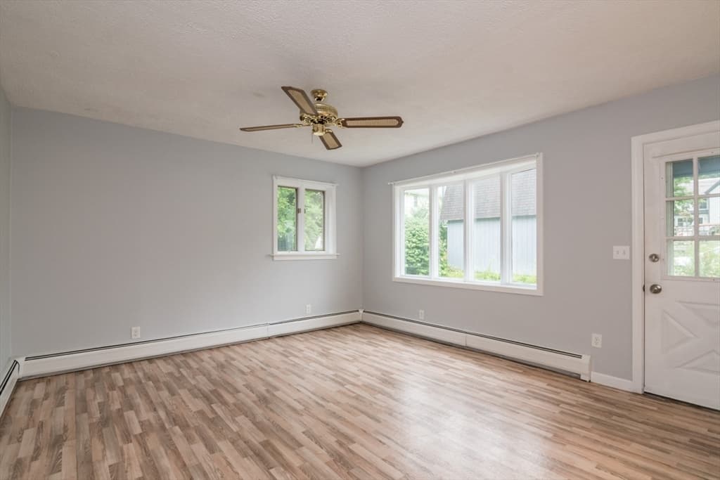 56 Warner St, Northampton MA 01062 photo 15