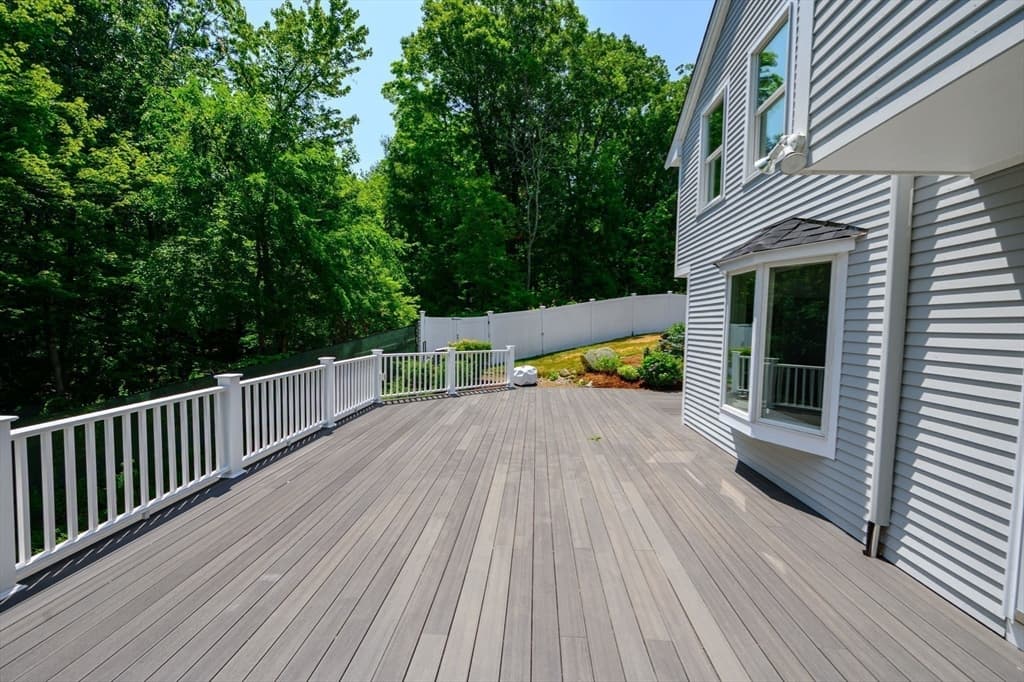 189 Union St, Hingham MA 02043 photo 4