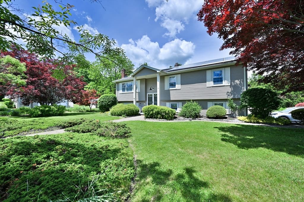 Single Family Residence at 19 Sawmill Road, Dudley MA 01571, Dudley, photo 3 of 42