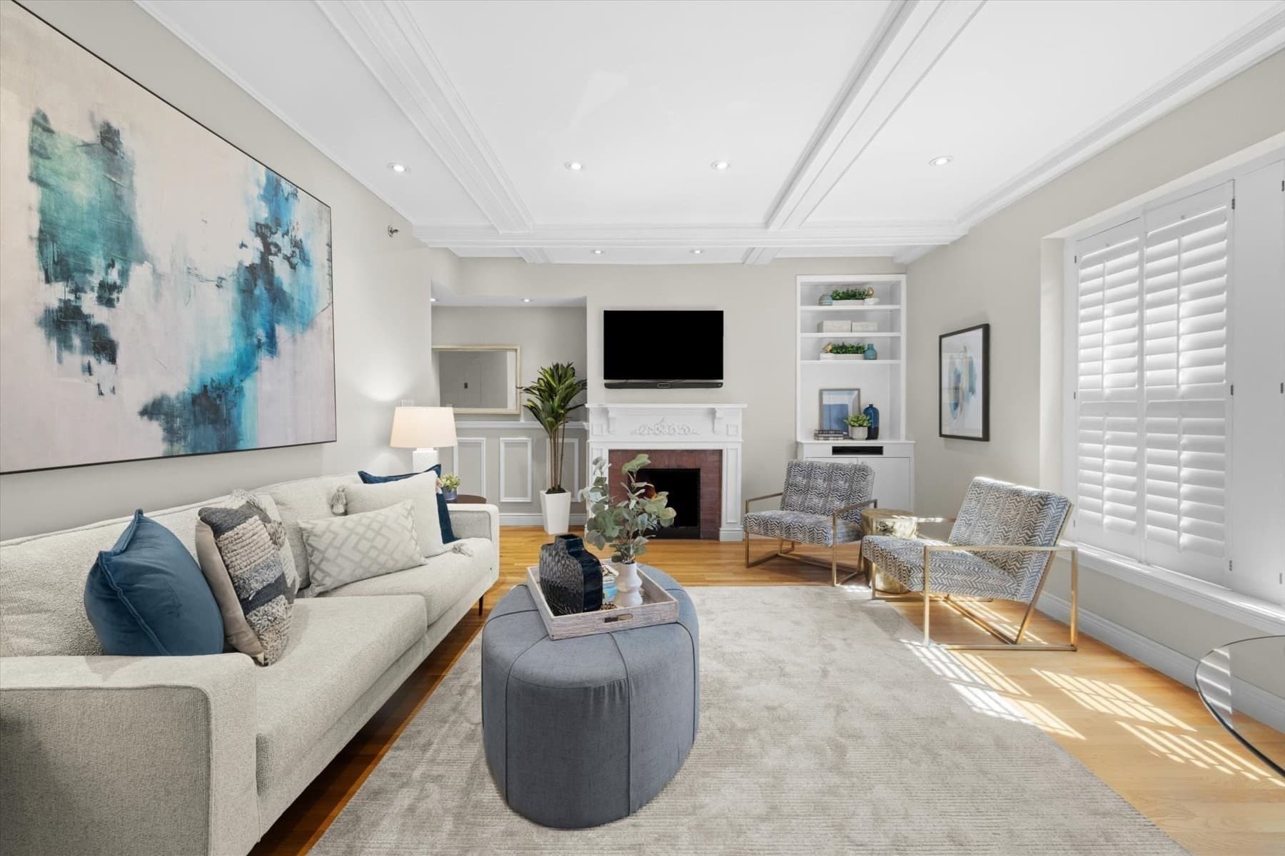 Condominium at 10 Charlesgate East # 502, Boston MA 02215, photo 5 of 34