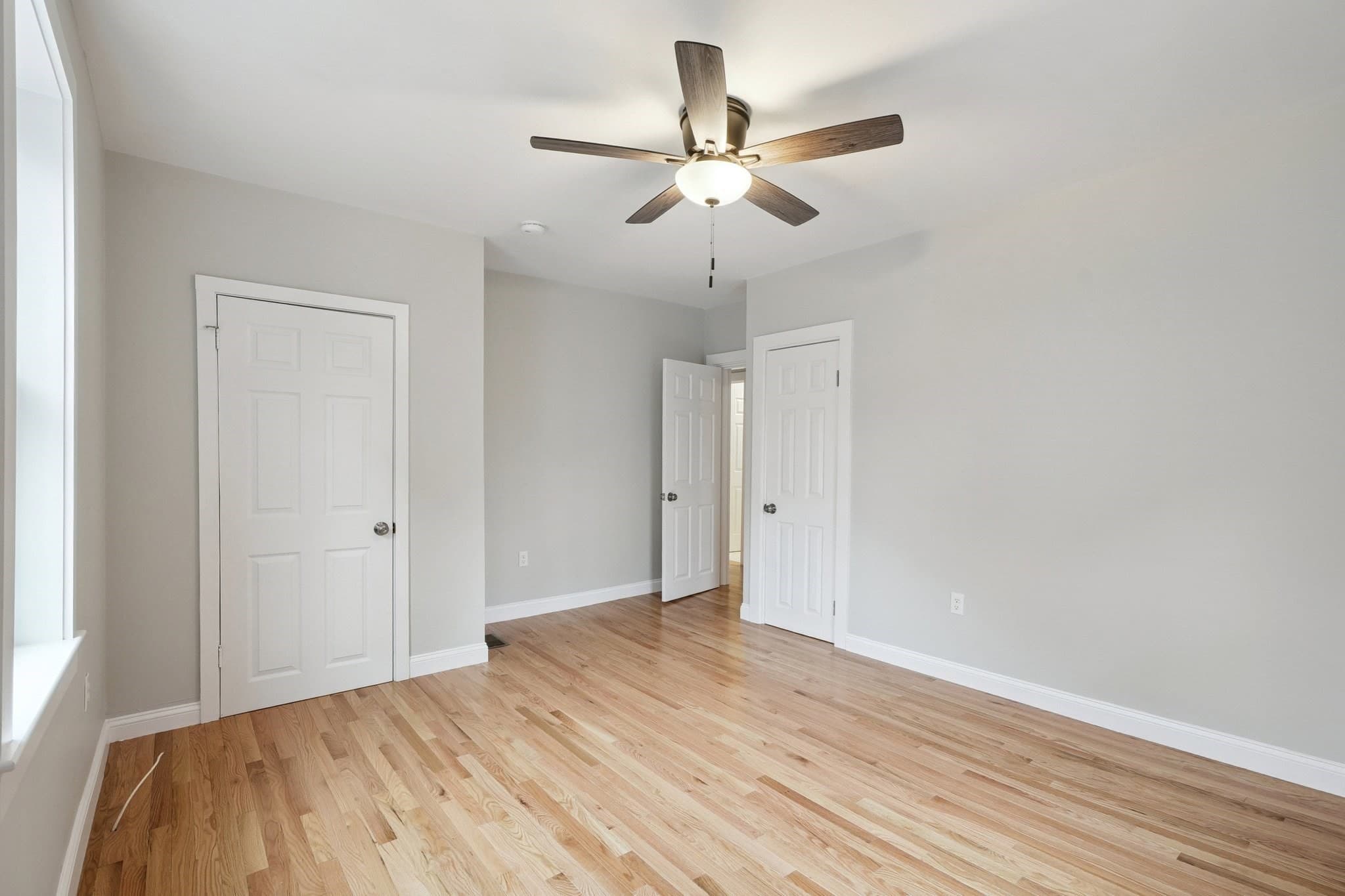 2 Family - 2 Units Up/Down at 49 Jamaica St, Boston MA 02130, photo 11 of 36