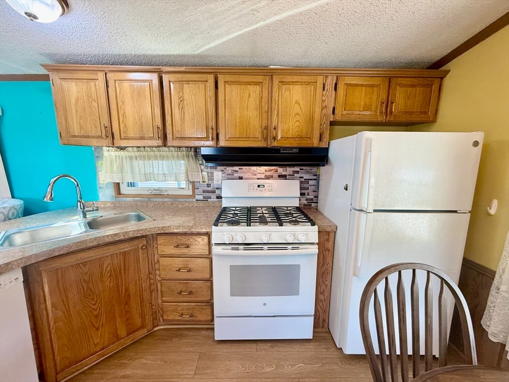 47 Washington St # 56, Auburn MA 01501 photo 5