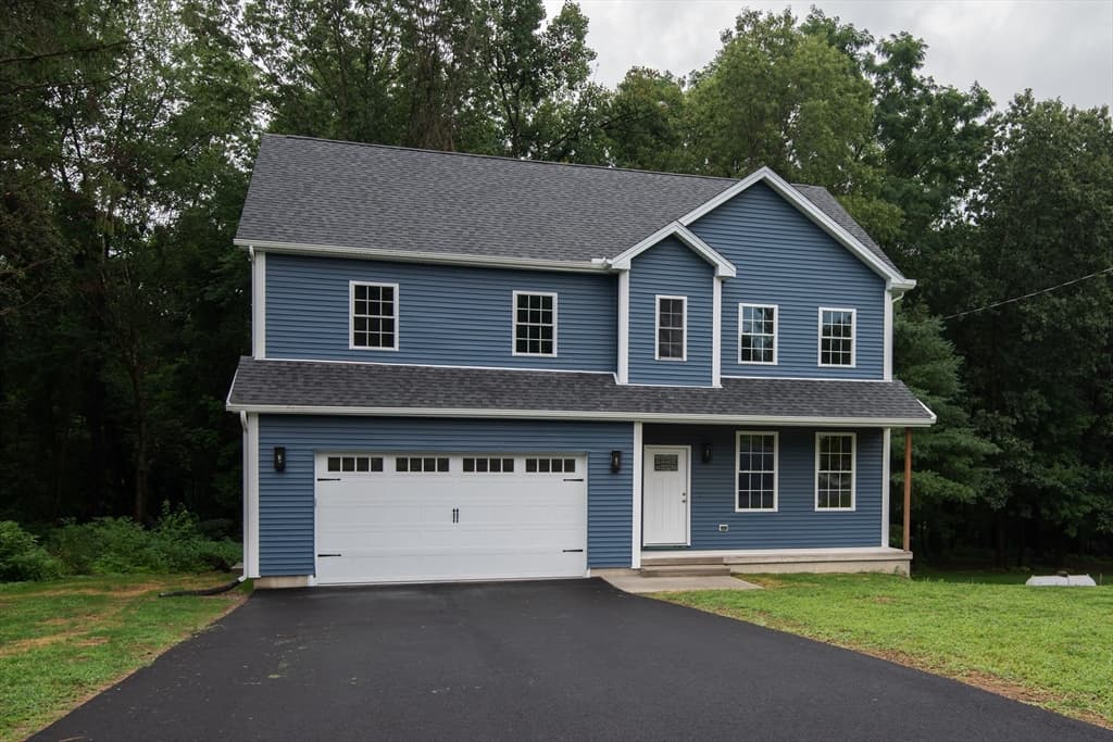 42 Roy St, Ludlow MA 01056 photo 2