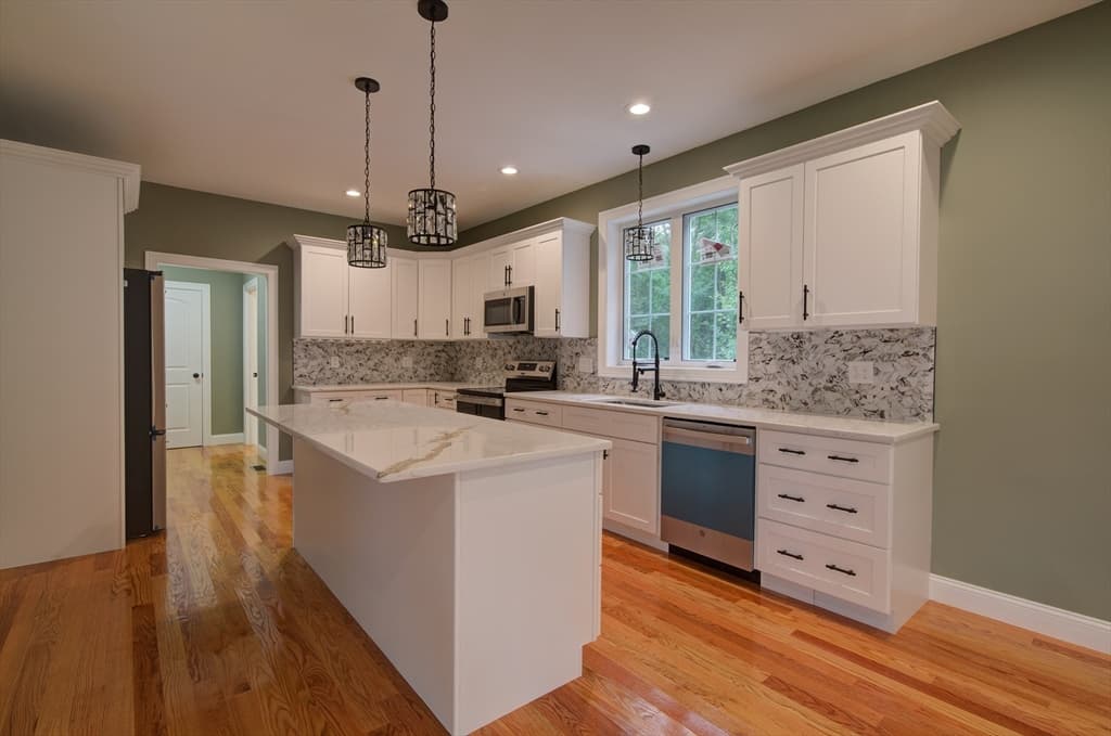 42 Roy St, Ludlow MA 01056 photo 16