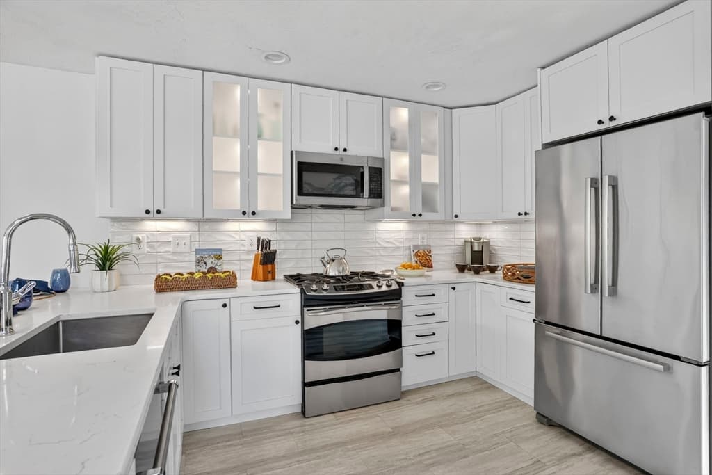 9 Thaxter Ln, Edgartown MA 02539 photo 17