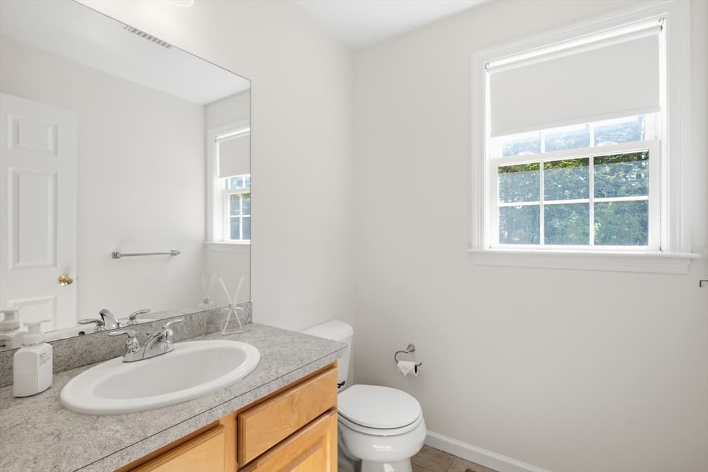 Single Family Residence at 4 Azalea Circle, Millbury MA 01527, photo 16 of 40