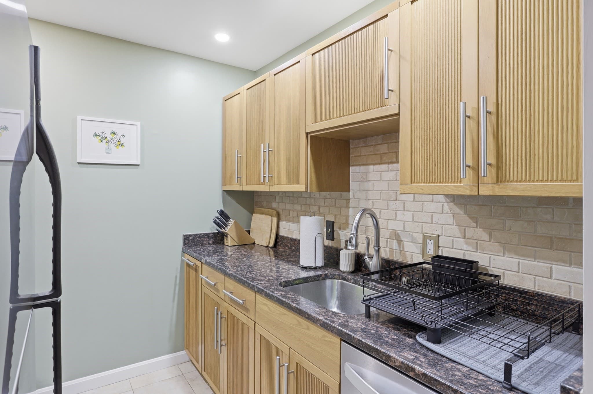 Condominium at 350 W 4th # 310, Boston MA 02127, Boston, photo 7 of 26